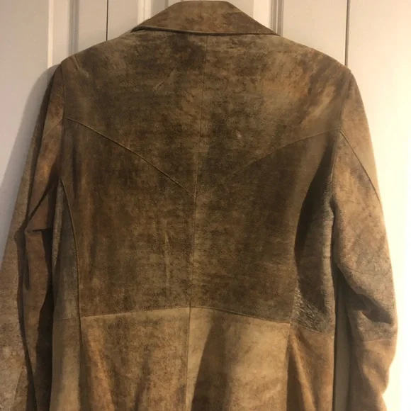 Leather Blazer with two pockets worn once. Excellent condition. - Picture 4 of 4